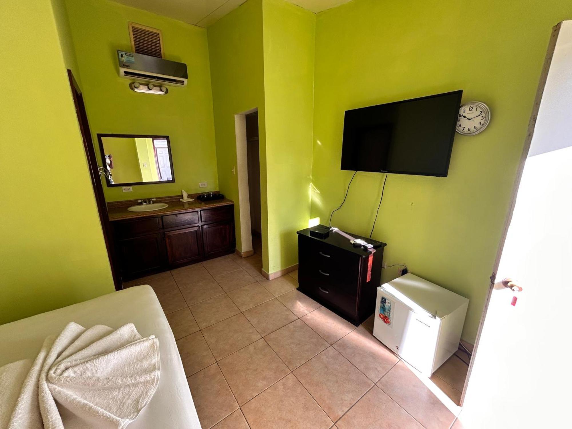 Arawak Hotel Leogane Exterior foto
